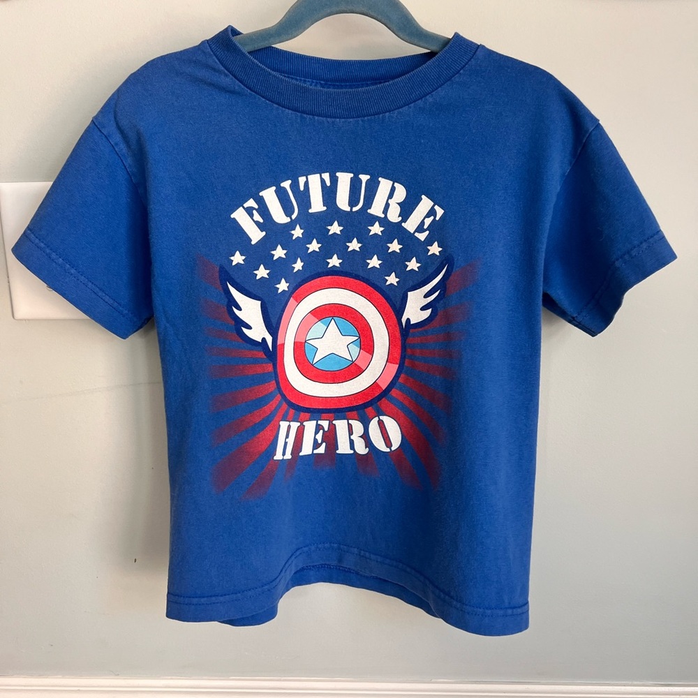 Marvel Blue and Red Captain America Short Sleeve Tee